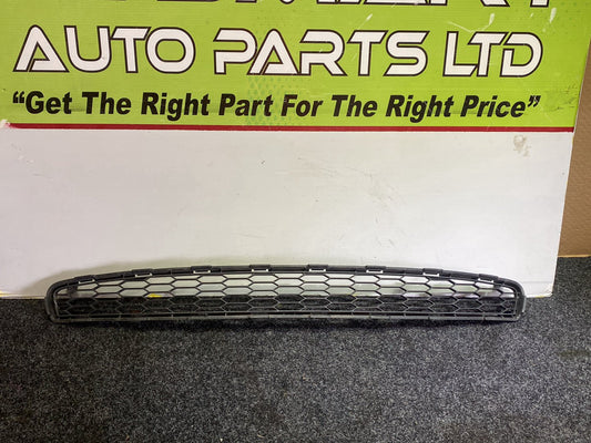 2013 Nissan Leaf - Lower Bumper Grille