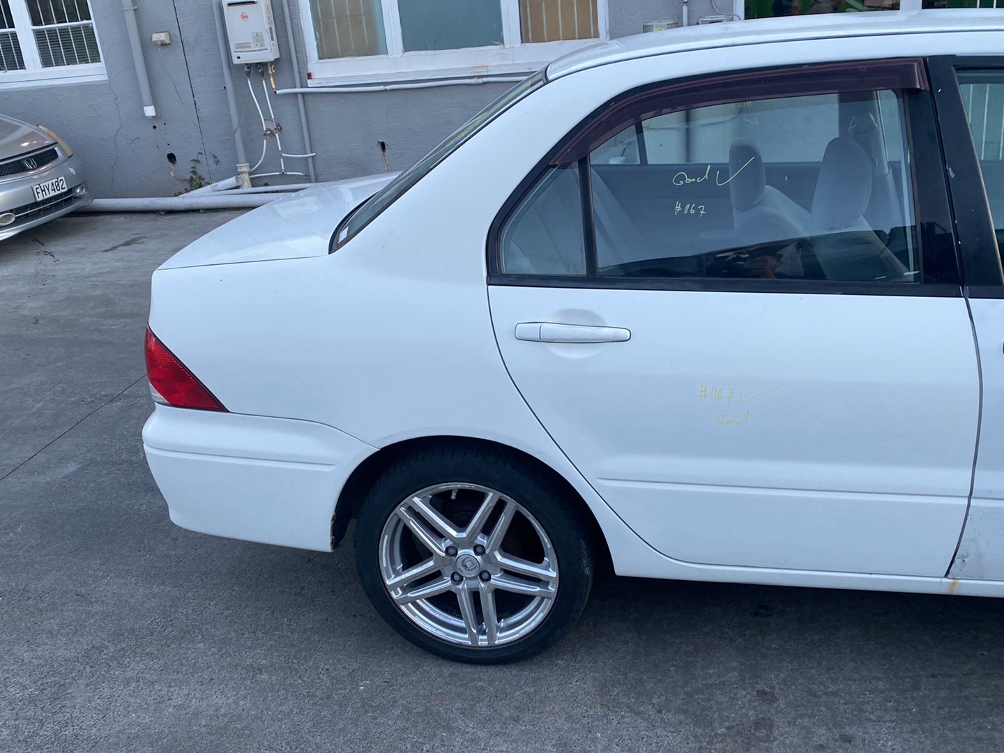 2001 Mitsubishi Lancer Cedia CS2A  Dismantling For Parts