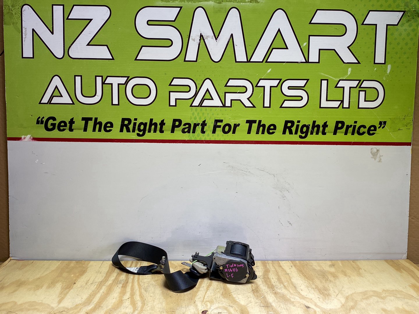 2005 Nissan Tiida C11 - Left Front Seat Belt