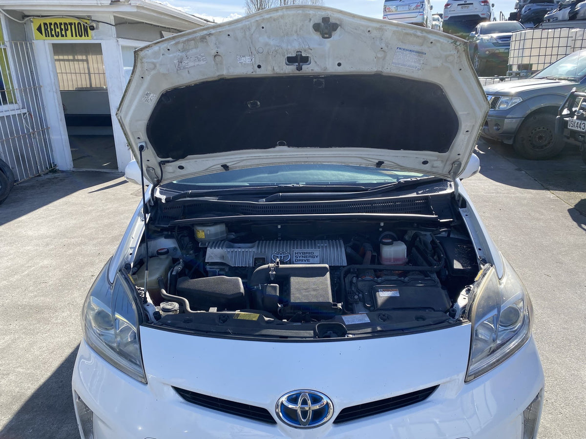 2015 Toyota Prius ZVW30 Dismantling For Parts