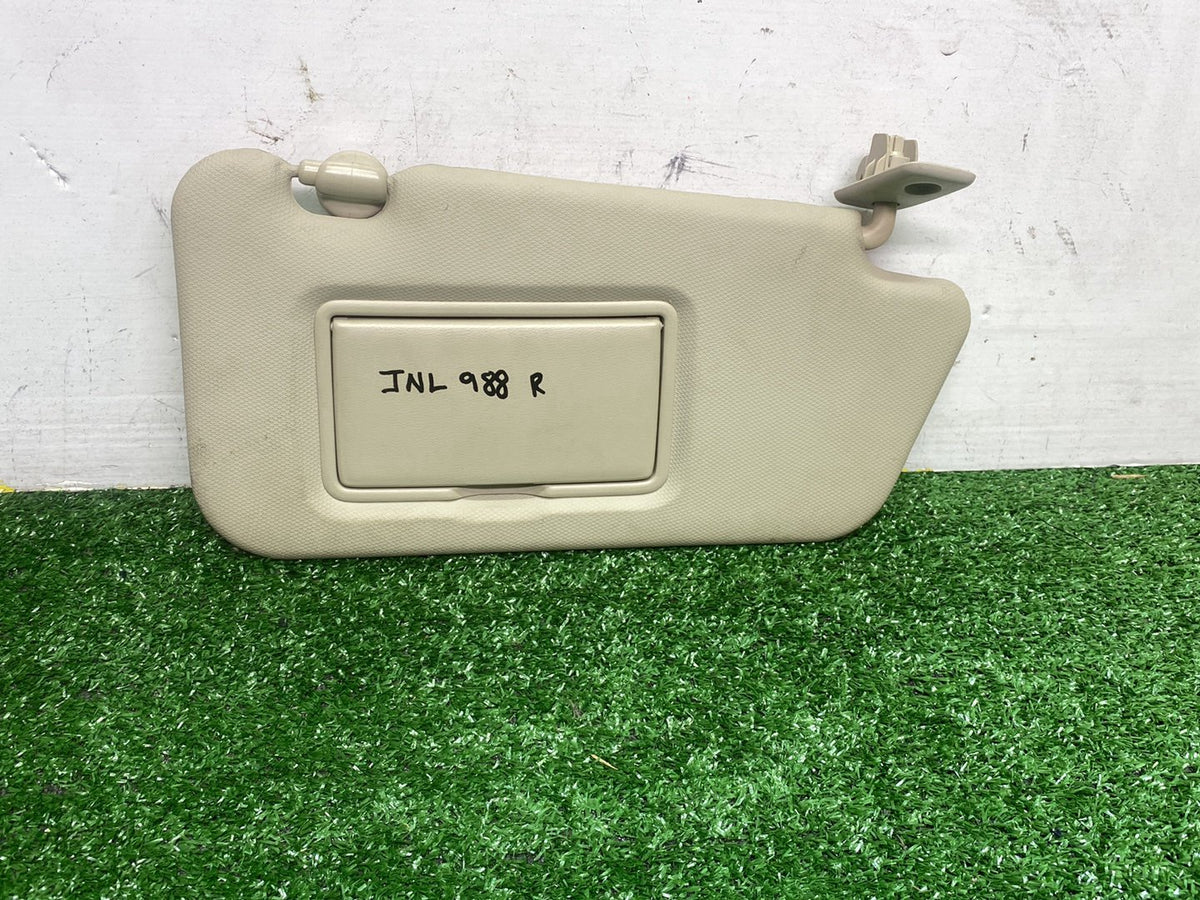 2010 Nissan March - Right Sun Visor PN: 96400CT05A