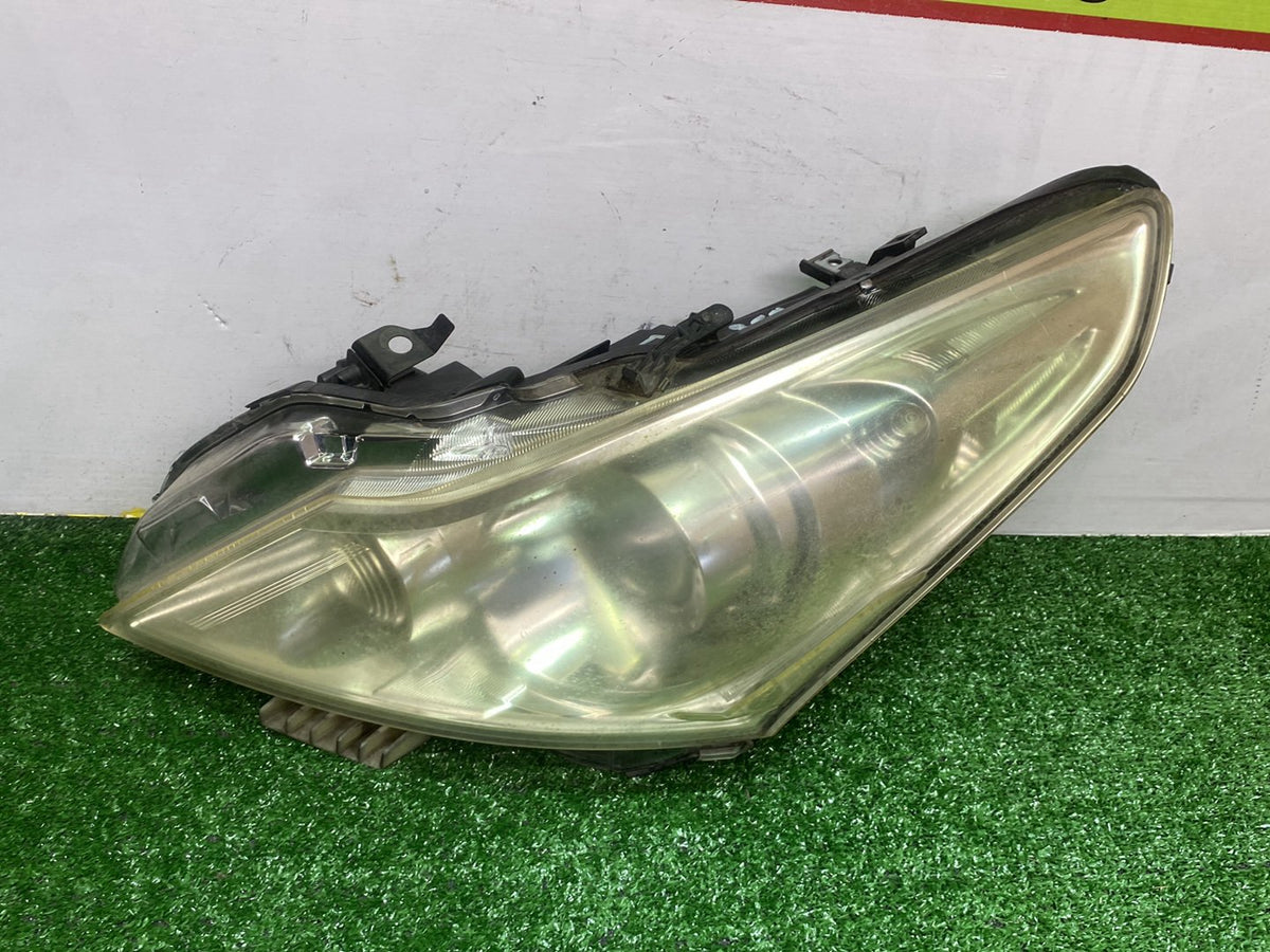 2010 Nissan Skyline - Left Headlight PN: 260601NM2A