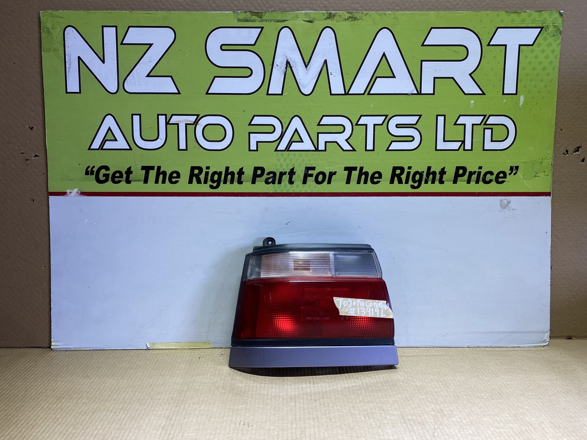 1995 Used Toyota Corolla - Left Taillight PN: Koito 33-11503