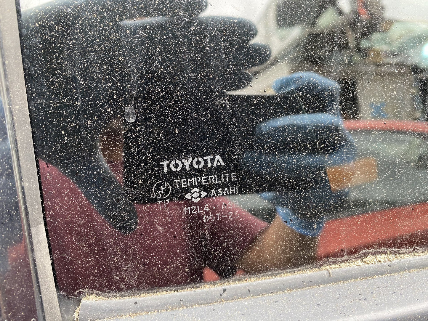 2005 Toyota Alphard ANH10 Dismantling For Parts