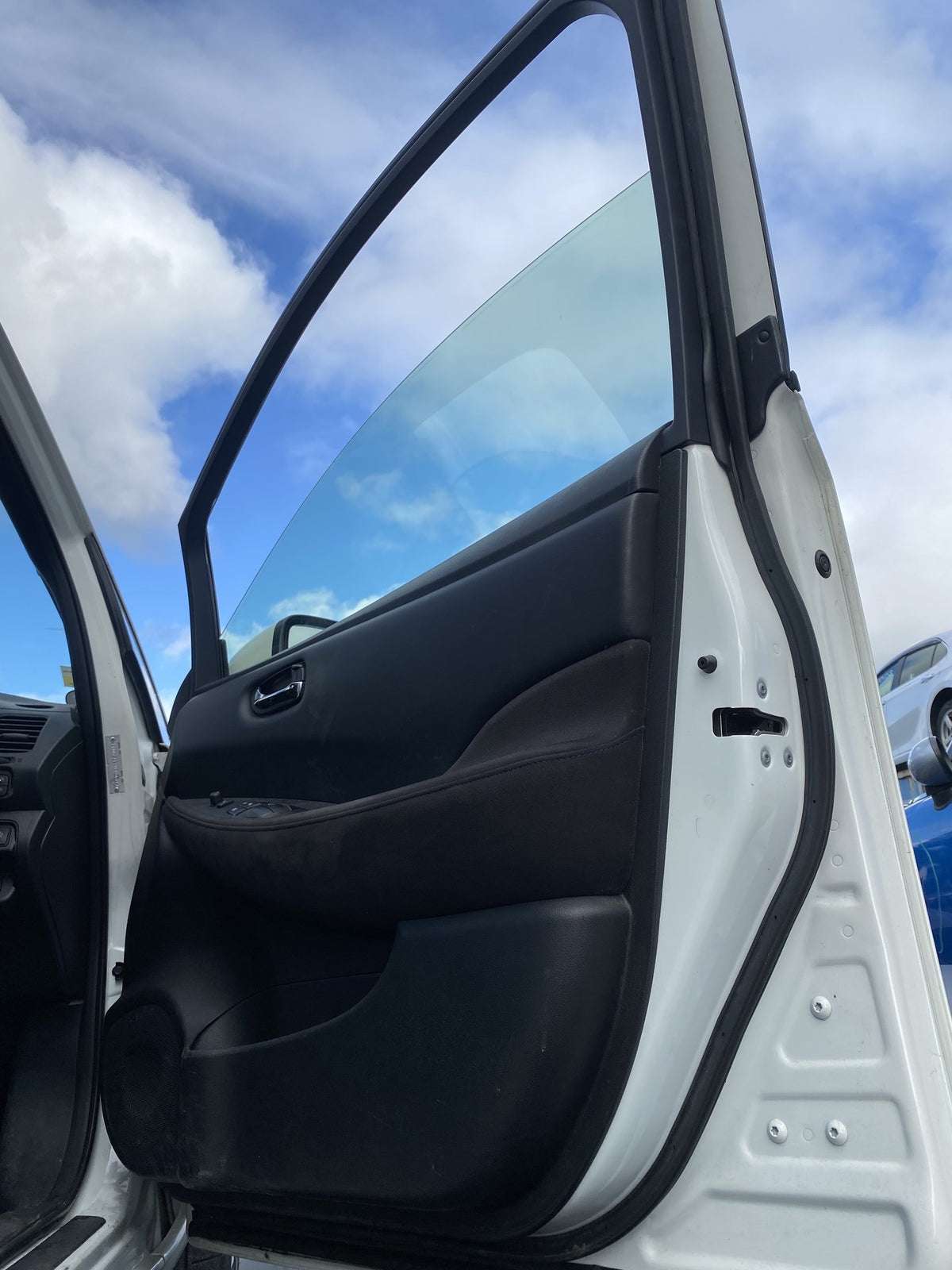 2016 Nissan Leaf S AZE0 Dismantling For Parts