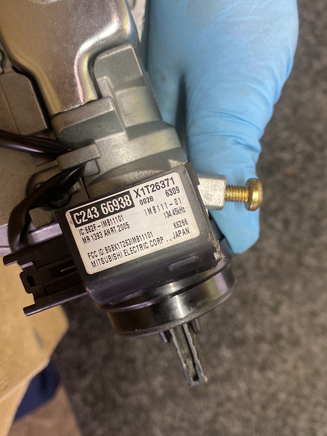 2006 Mazda Premacy - Ignition With Key PN: SL-36