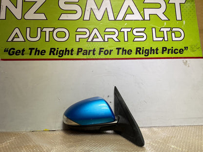 2009 Mazda Axela- Right Door Mirror PN: 6 wires