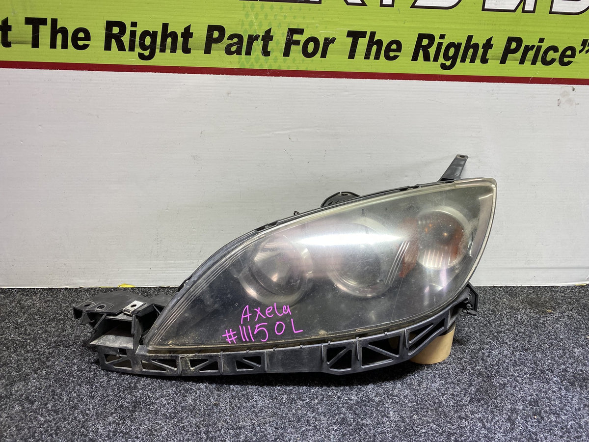 2008 Mazda Axela BK - Left Headlight Manual Adjust/ Non Hid/ P2951