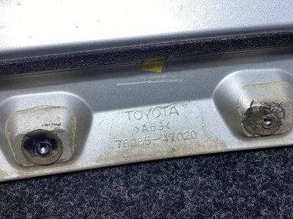 2009 Used Toyota Prius W20 - Rear Spoiler PN: 76085-47020