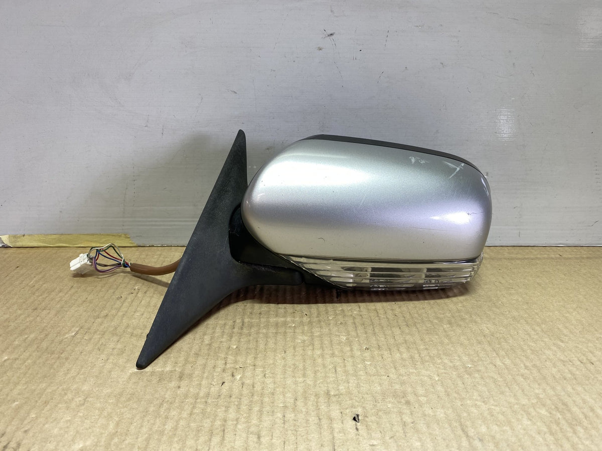 2005 Subaru Legacy BP5 - Left Door Mirror PN: 8 wires