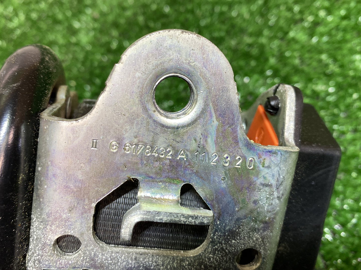 May 2011 to Aug 2015 - Ford Focus LW - Right Front Seat Belt