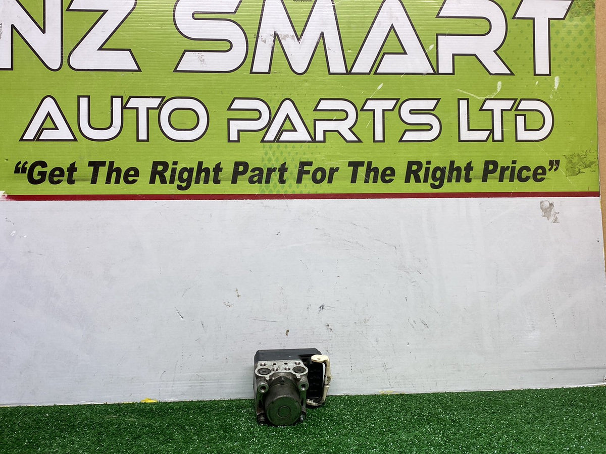 2006 Used Toyota Caldina - ABS Pump PN: see photos