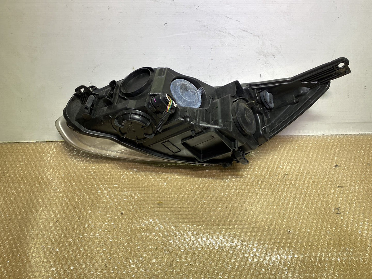 2013 Ford Focus - Right Headlight PN: see photos