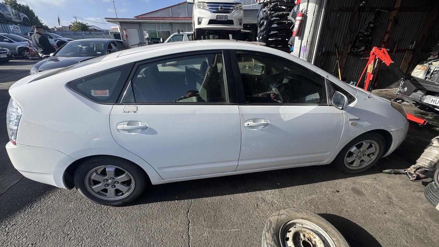 2012 Toyota Prius NHW20  Dismantling For Parts