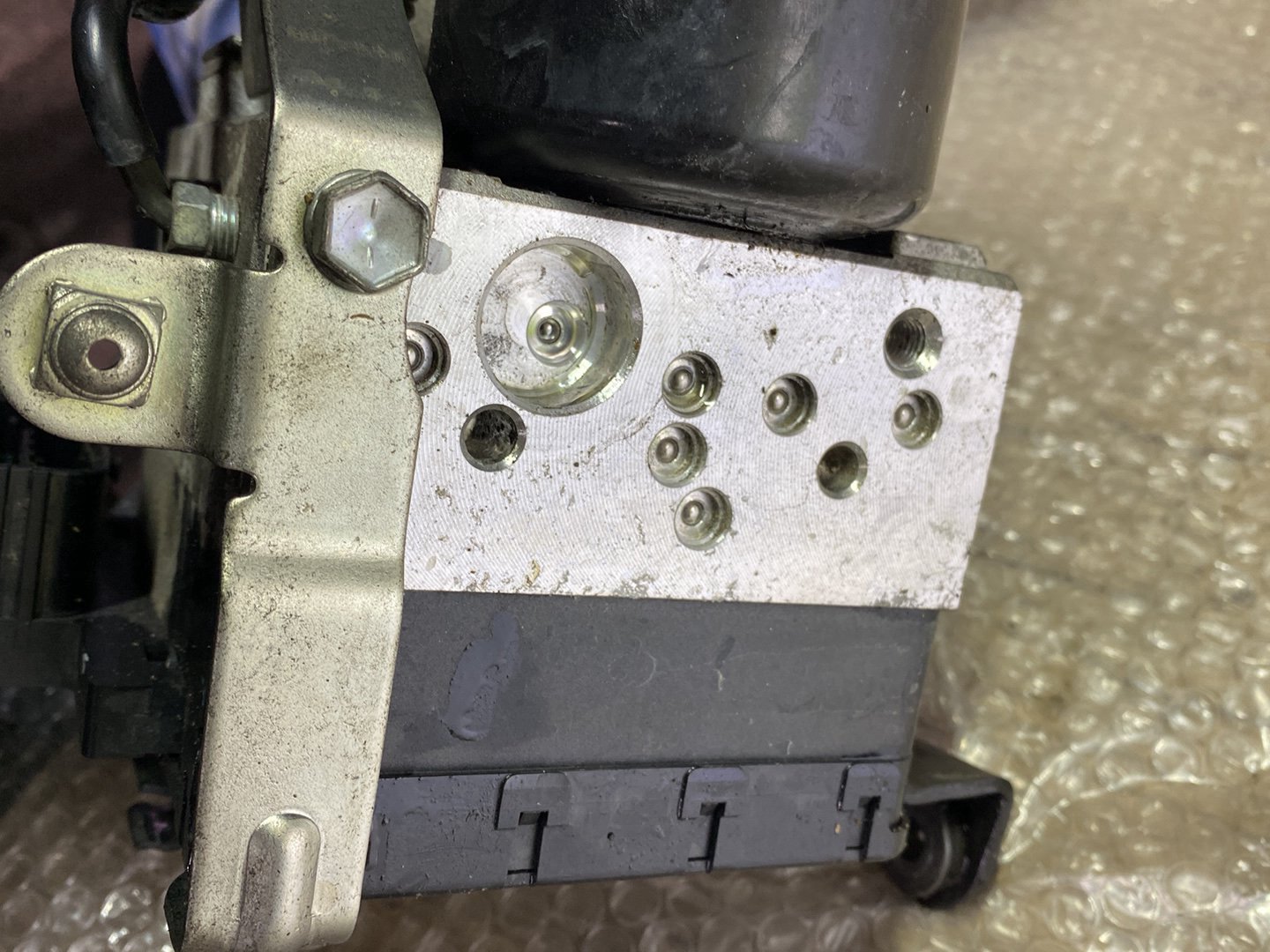 2006 Used Toyota Prius- ABS Pump PN: see photos
