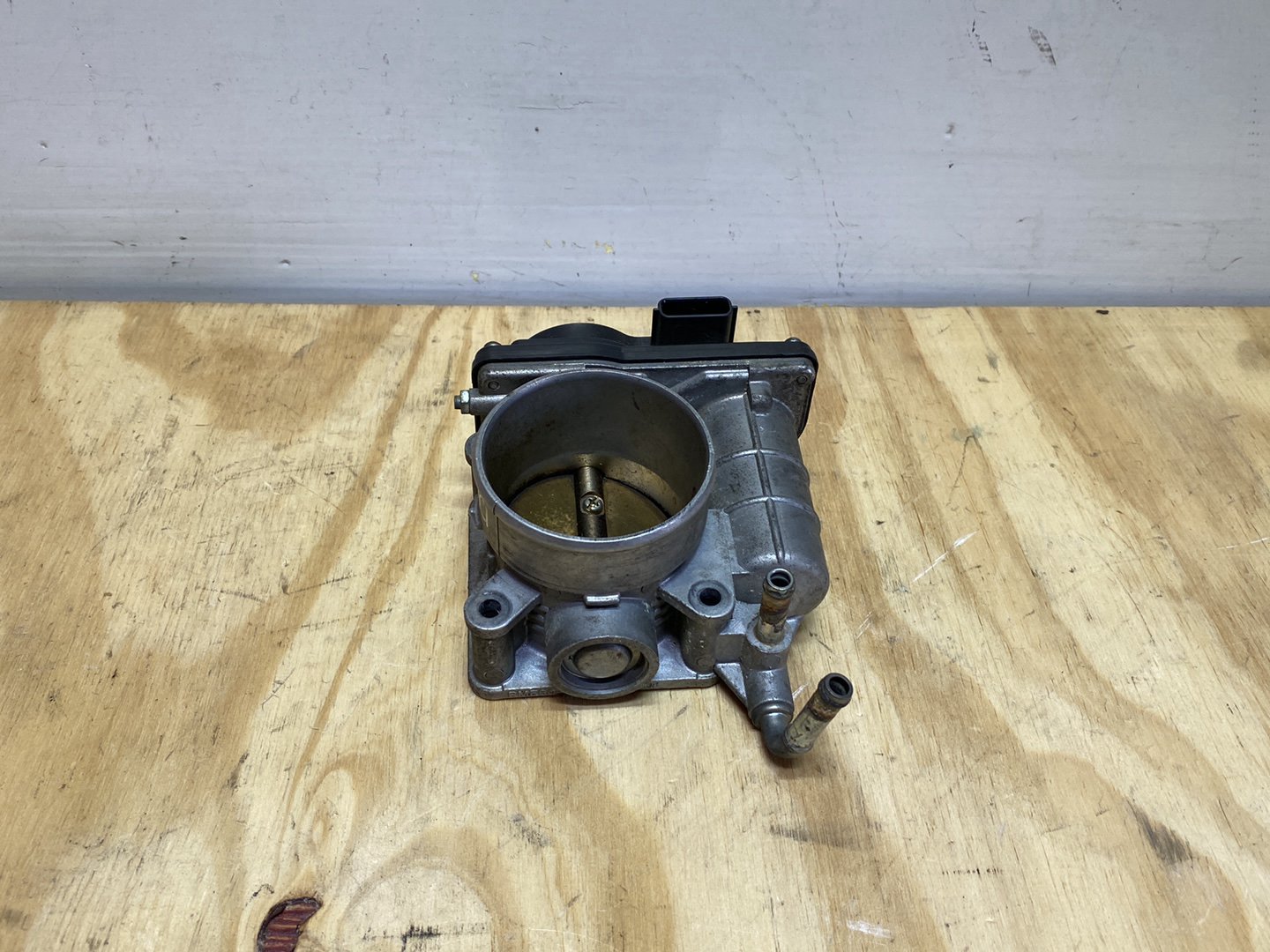 2007 Nissan Dualis - Throttle Body