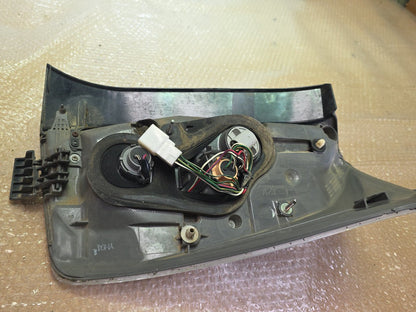 2009 Used Toyota Prius - Left Taillight PN: 8156147120