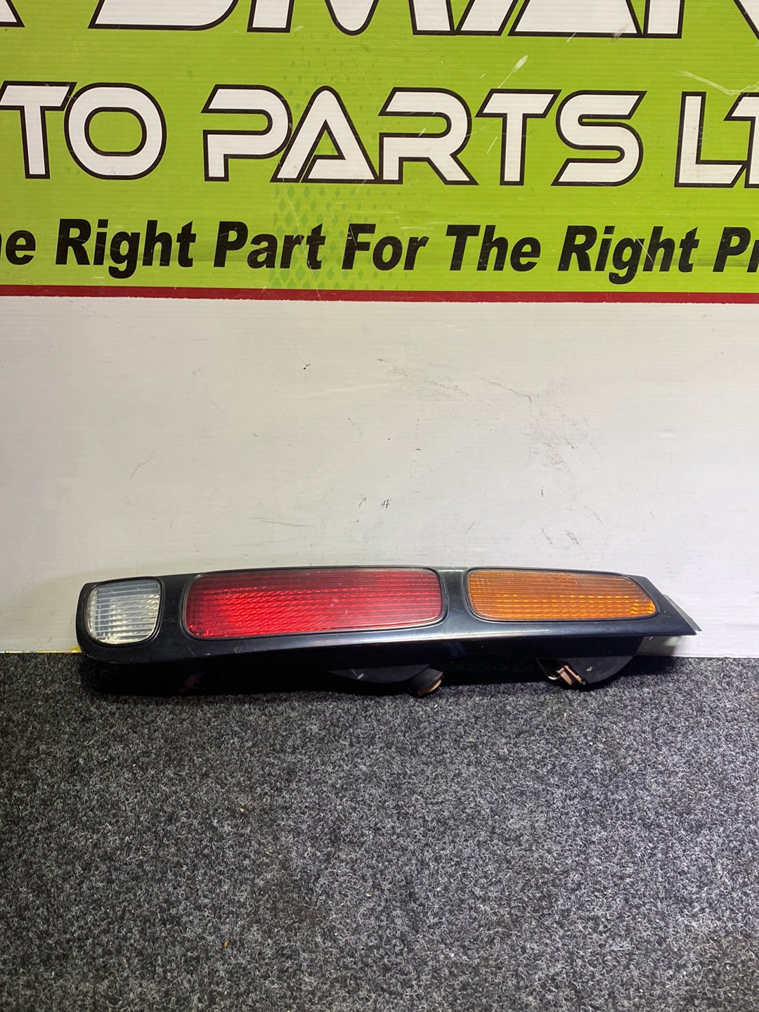 1999 Toyota Carib - Right Taillight PN: ICHIKOH 13-55