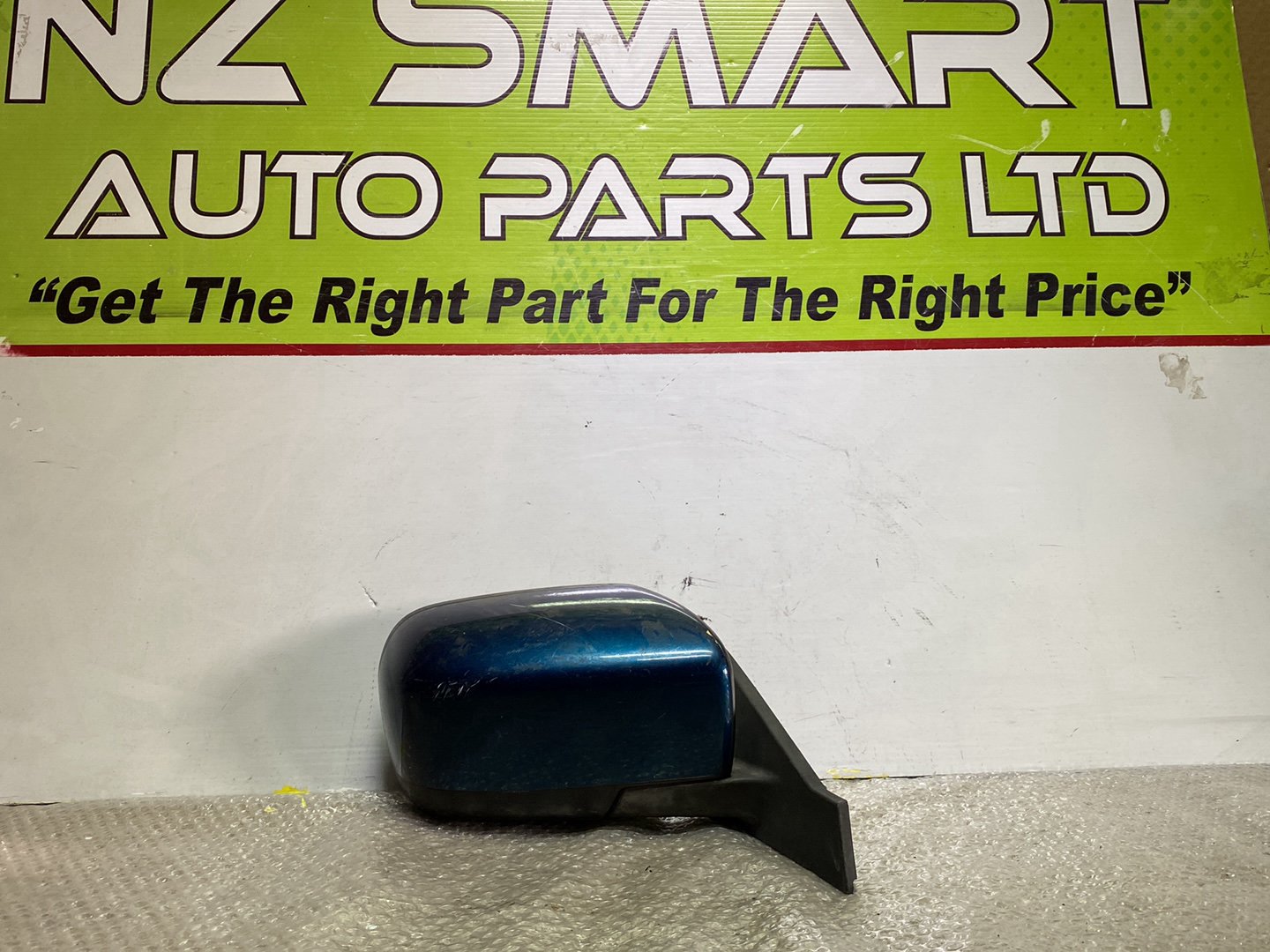 2005 Mazda Premacy- Right Door Mirror PN: 5 wires