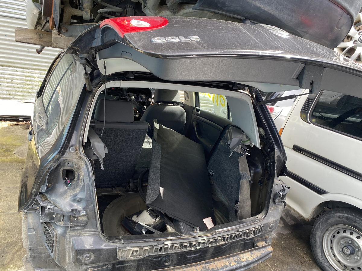 2006 Volkswagen Golf Dismantling For Parts- Dismantling For Parts - Dismantling For Parts