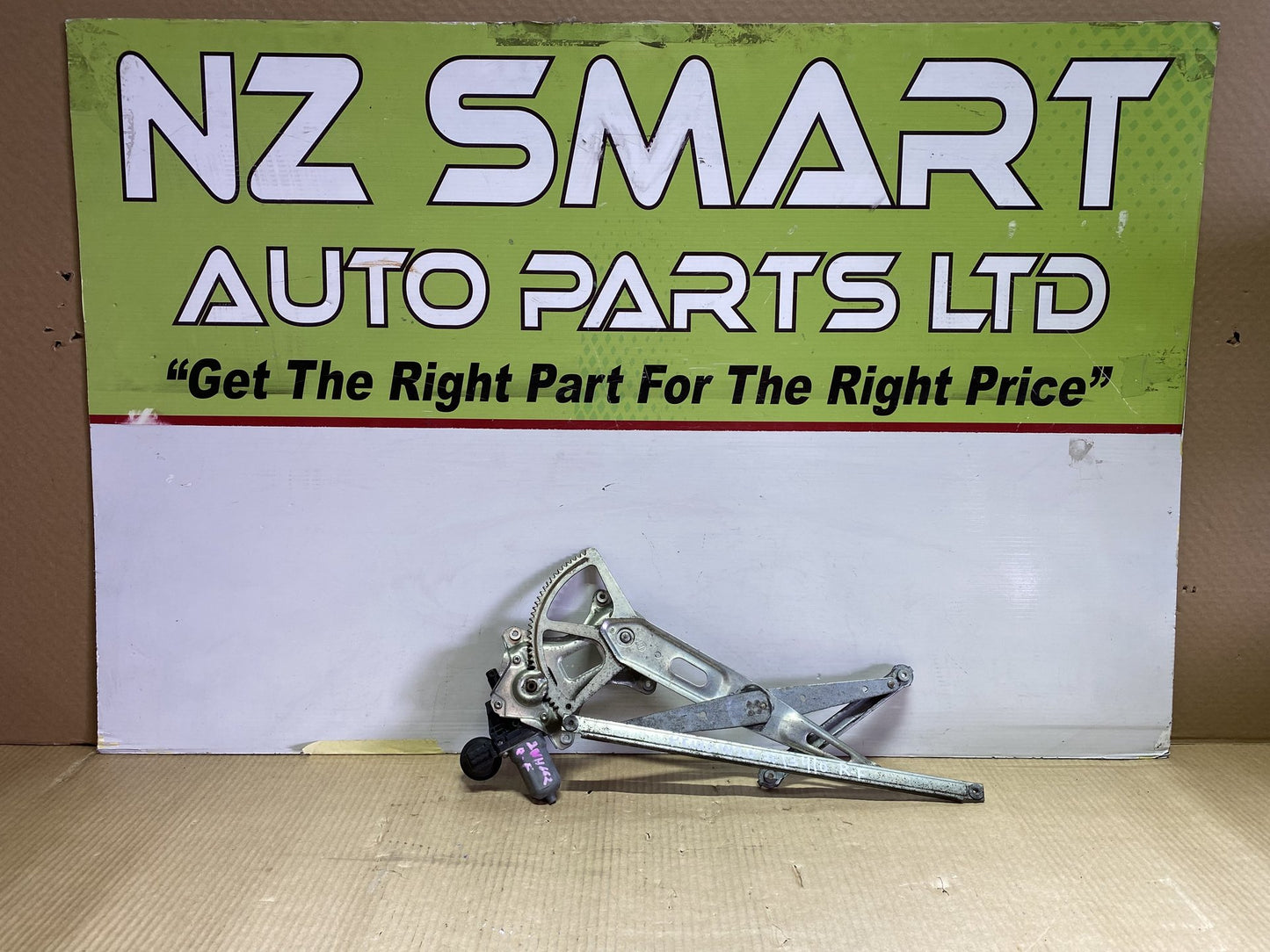 2009 Used Toyota Prius NHW20- Right Front Window Regulator/Motor