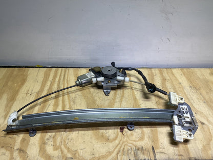2003 Nissan Bluebird - Right Front Window Regulator/Motor