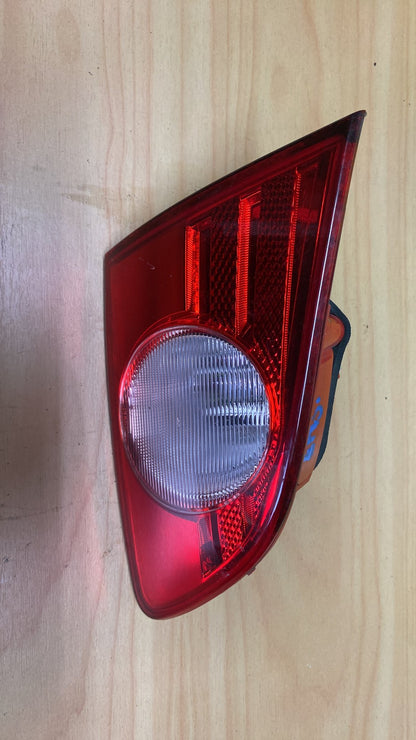 2007 Nissan Sylphy - Left Boot Light