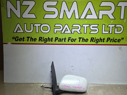 2005 Used Toyota Passo- Left Door Mirror PN: 5 wires