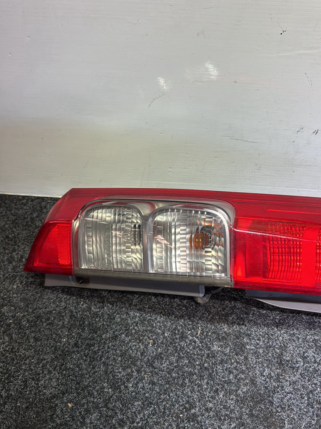 2007 Honda Stream - Left Taillight