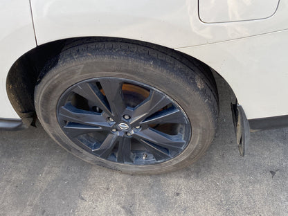 2014 Nissan Pathfinder  Dismantling For Parts