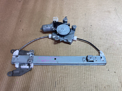 2009 Nissan X-Trail NT31 - Left Rear Window Regulator/Motor
