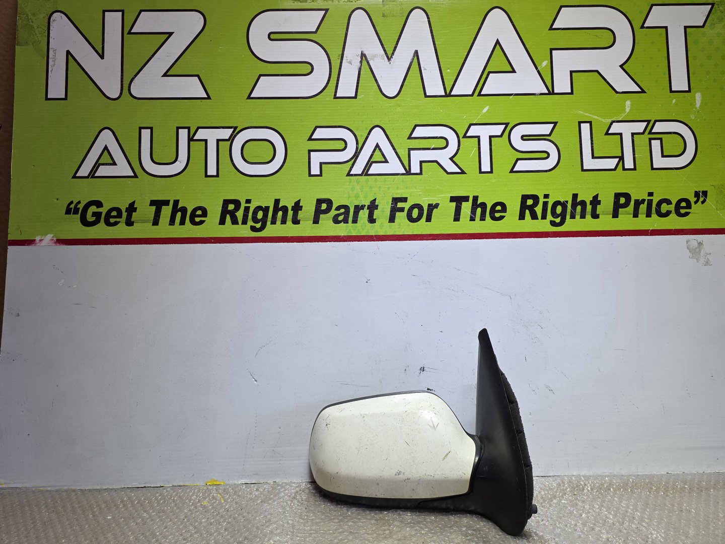 2004 Mazda Demio- Right Door Mirror PN: 5 pin