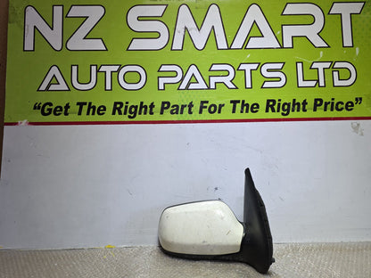 2004 Mazda Demio- Right Door Mirror PN: 5 pin