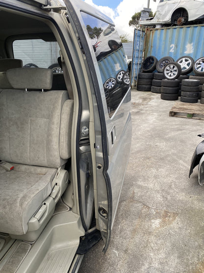 2004 Nissan Elgrand Highway Star E51 Dismantling For Parts