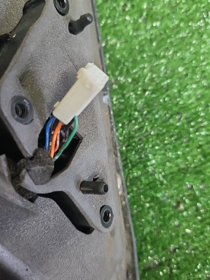 2009 Mazda Axela BLEFW - Left Taillight PN: 7 wires