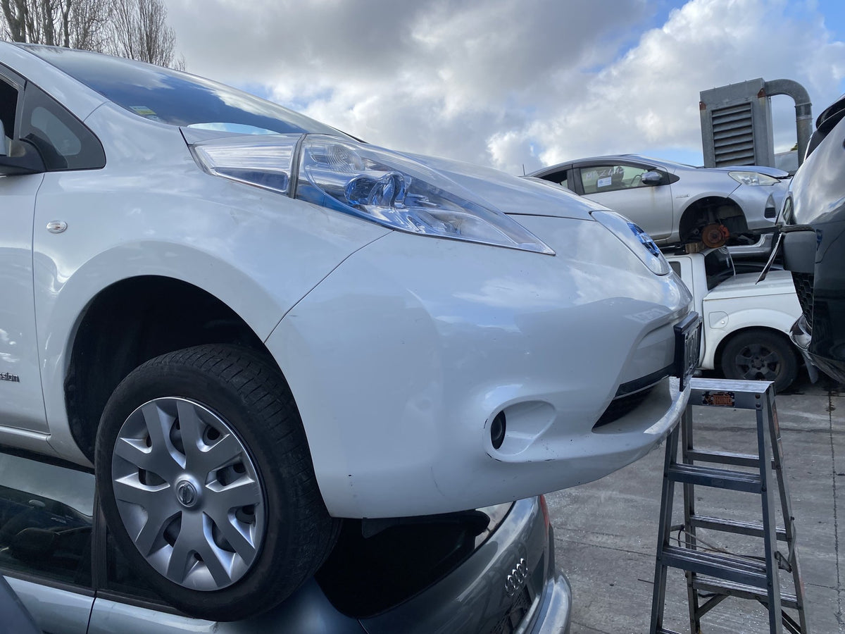 2016 Nissan Leaf S AZE0 Dismantling For Parts
