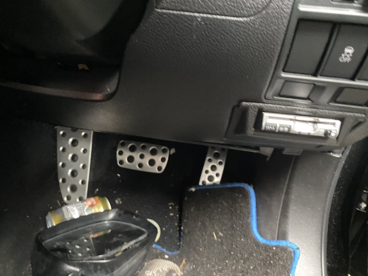 2013 Subaru Legacy 2.0R BRG- Dismantling For Parts