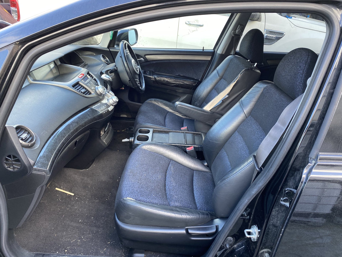 2008 Honda Odyssey RB1- Dismantling For Parts