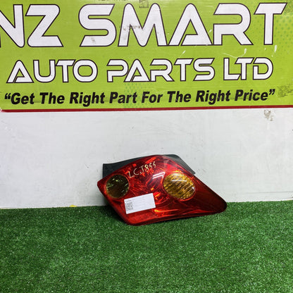 2004 Toyota Ist - Right Taillight PN: KOITO 52-058
