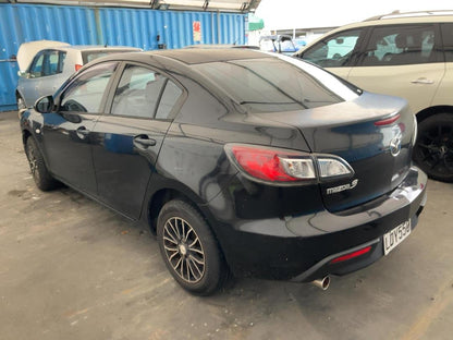 2011 Mazda Mazda3 JM0BL10F100223268  Dismantling For Parts