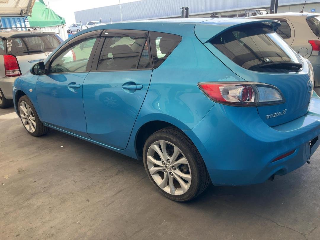 2009 Mazda Axela BL5FW  Dismantling For Parts