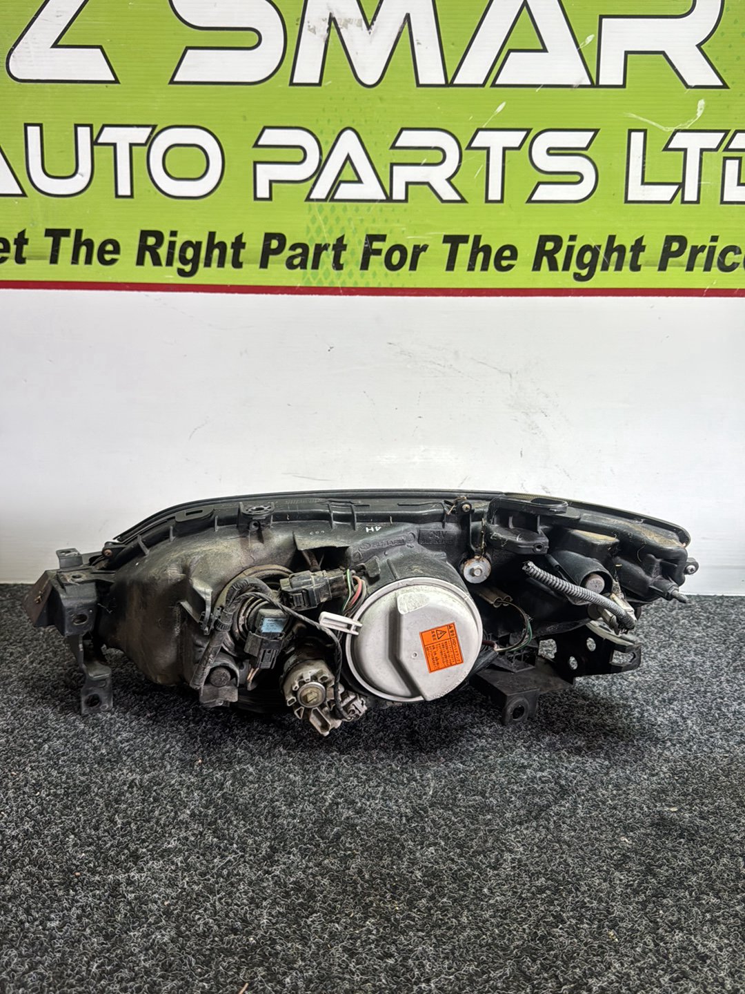 2008 Subaru Legacy - Right Headlight PN: 100-20952