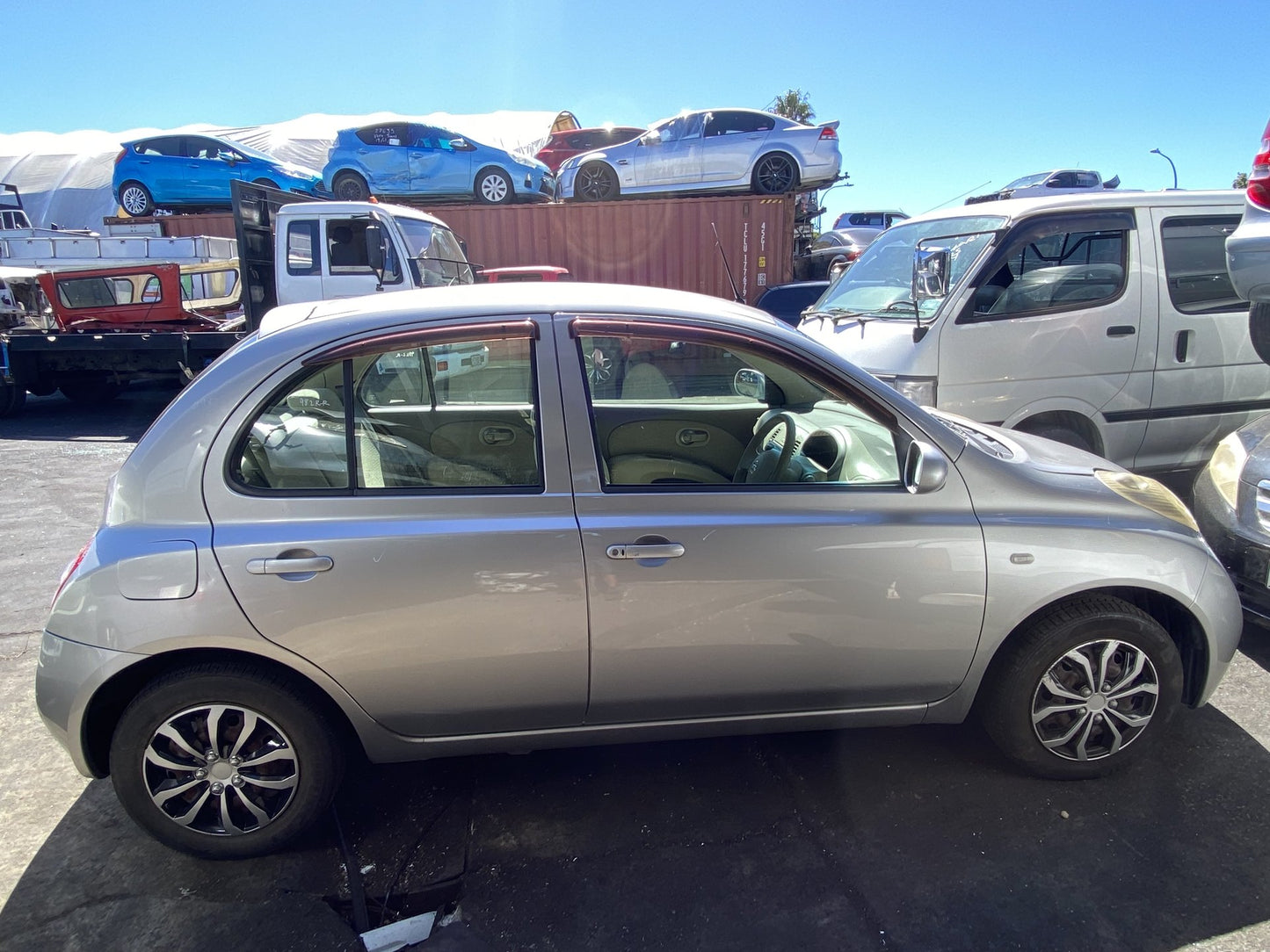 2006 Nissan March AK12  Dismantling For Parts