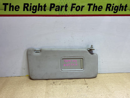 2006 Toyota Voxy AZR60 - Right Sun Visor ( Second Hand )