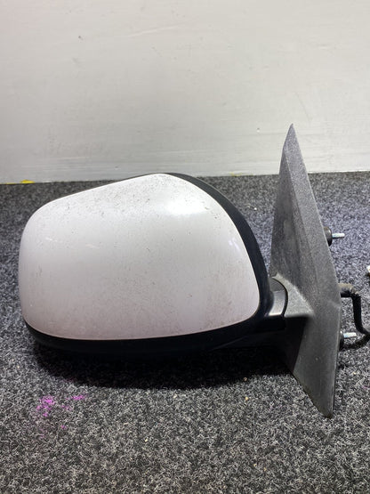 2007 Mitsubishi Outlander CW5W - Right Door Mirror